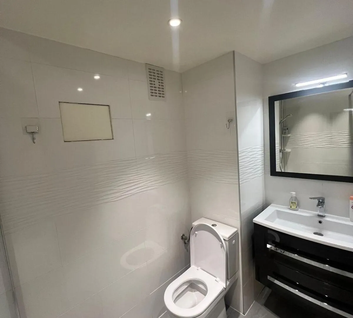 Luxury Suite Victor Hugo - Champs-Elysee Paris Apartment